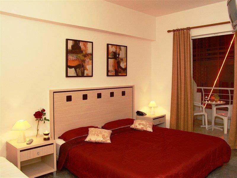 Nancy Hotel Hersonissos  Ngoại thất bức ảnh